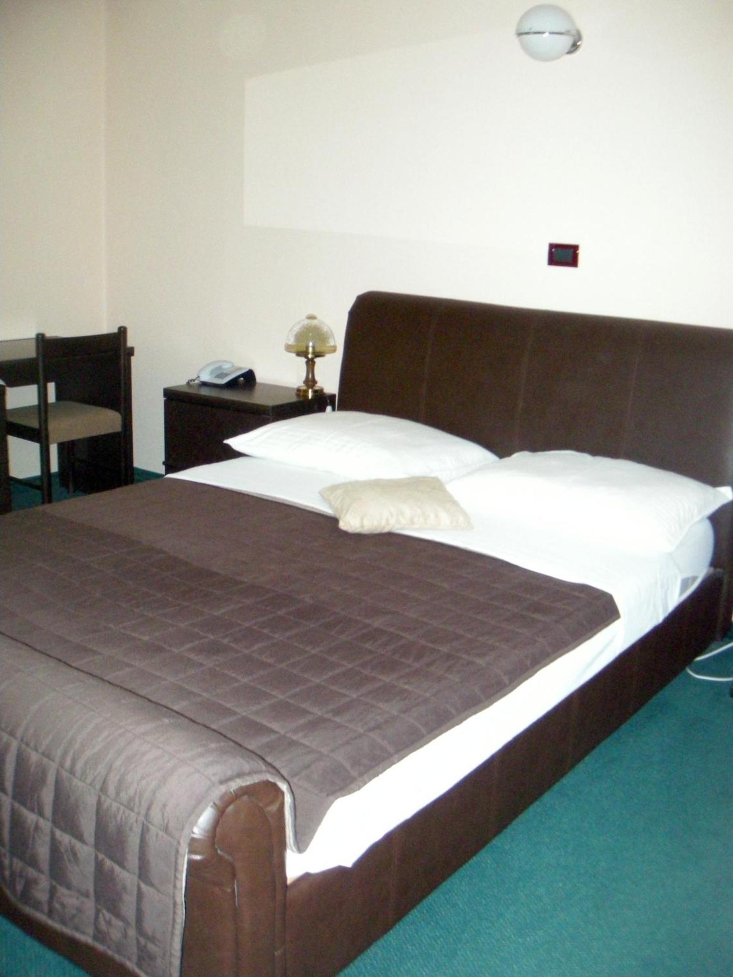 Hotel Zephyr - Plovanija Buje Dış mekan fotoğraf